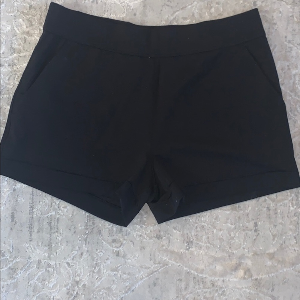 Lululemon knit shorts
